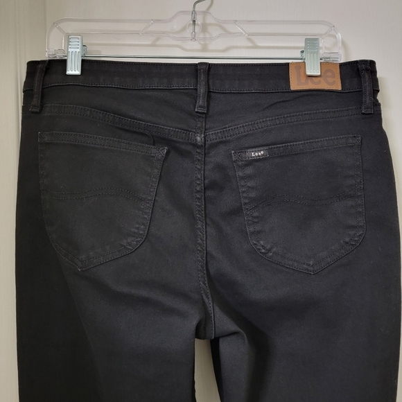 Lee Size 12P Regular Fit Boot Cut Mid Rise Black Jeans, Excellent Used Condition - Picture 14 of 14